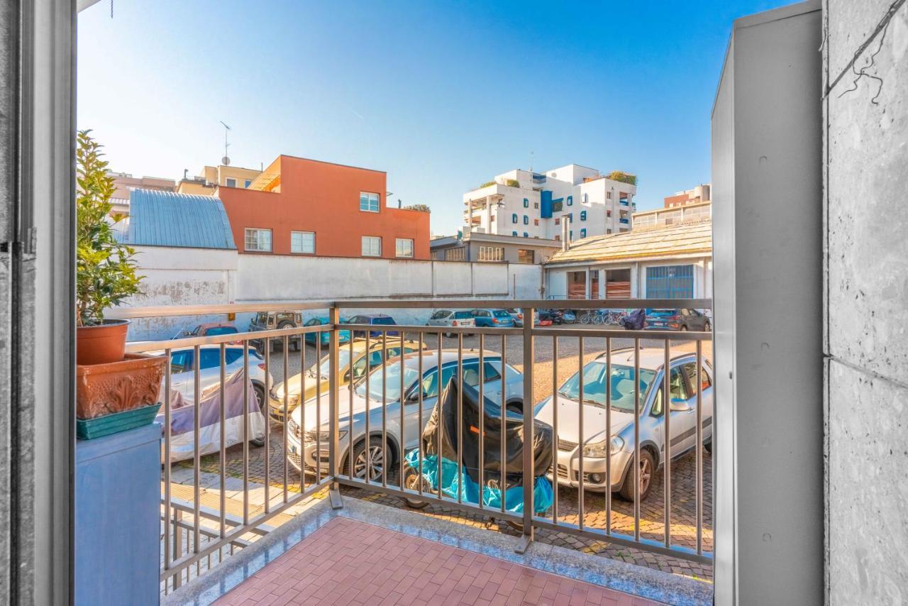 Zona Navigli - Smart House Con Tv 50 E Fast Wifi Apartment มิลาน ภายนอก รูปภาพ